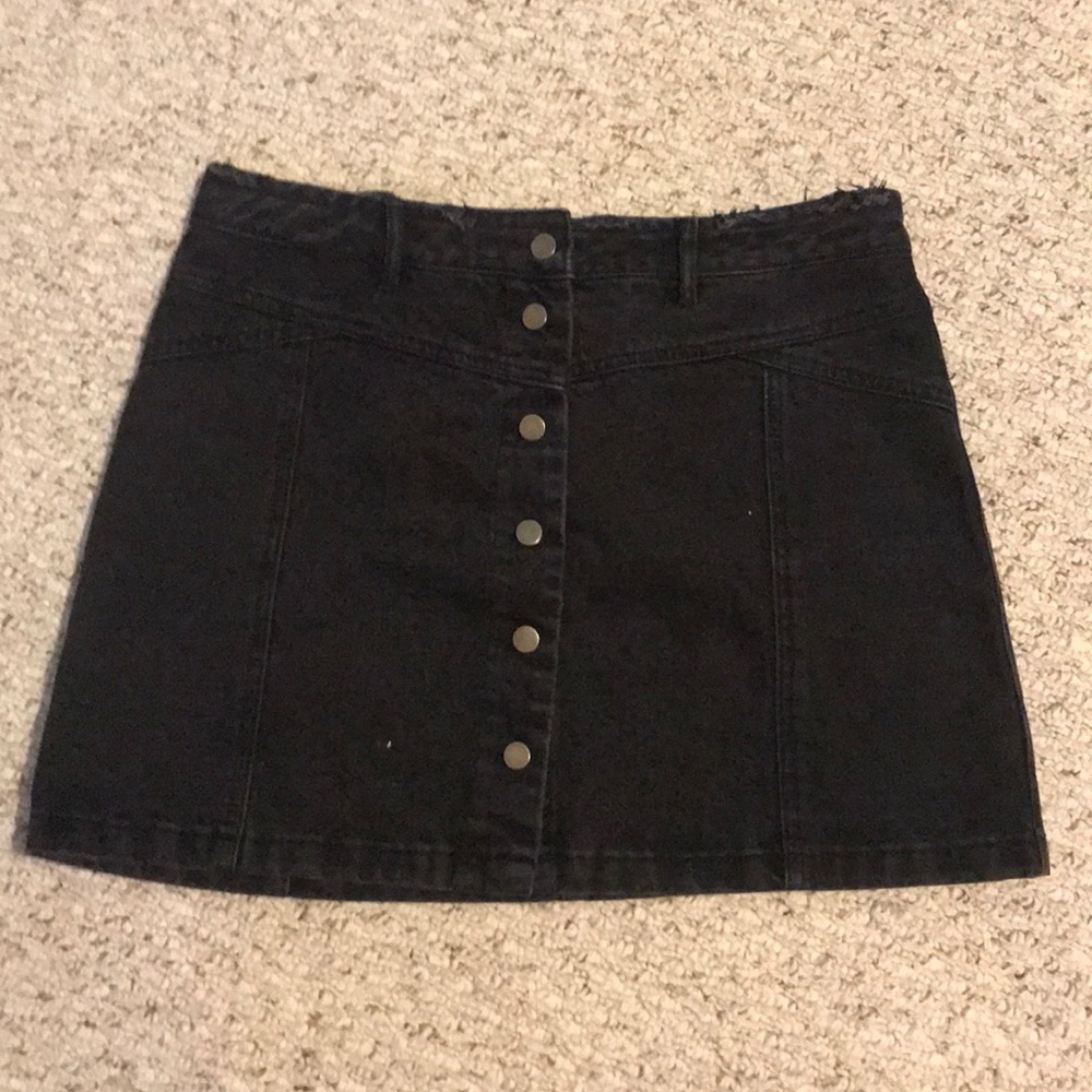 Vestique Black jean skirt
